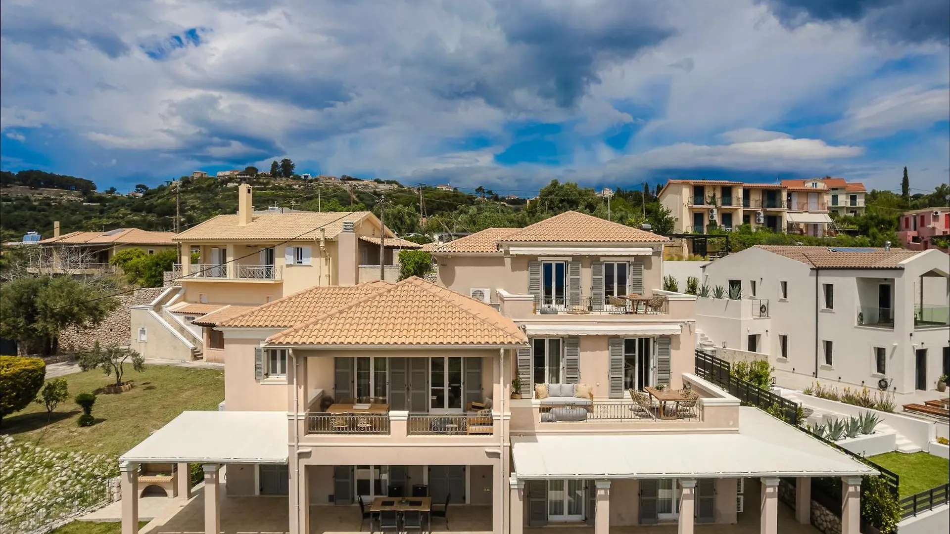 Alma Luxury Residences- Eos Apartment 3 Efl Greece