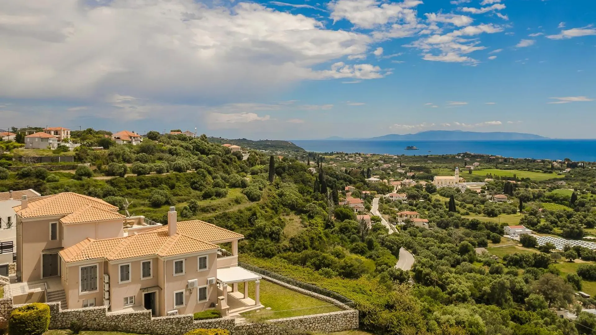Alma Luxury Residences- Eos Apartment 3 Efl 0*,  Greece